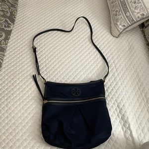 Tory Burch Ella Crossbody in navy. Like new!